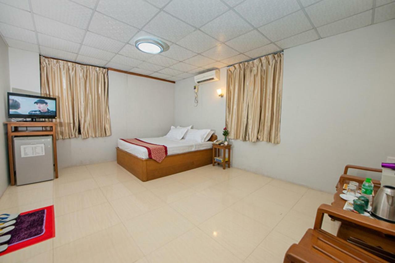 Hotel Urban Yangon